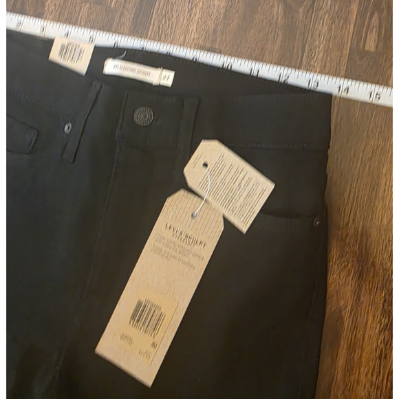 Levi's Women's 311 Shaping Skinny Jeans Size 4 Short W27 X L28 Black MSRP $59.50 - Picture 4 of 8